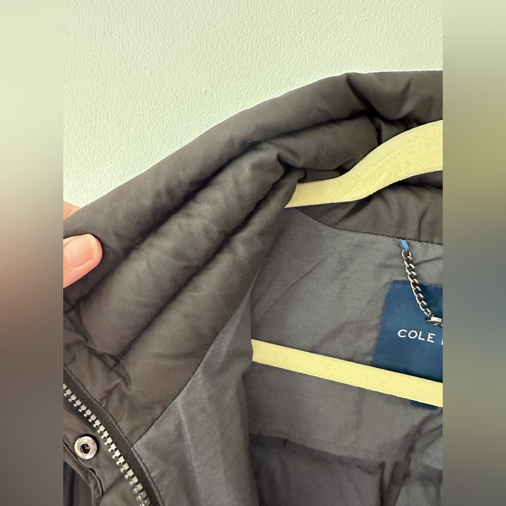COLE HAAN black down puffer jacket women’s size Large with 4 zip pockets - Picture 3 of 16